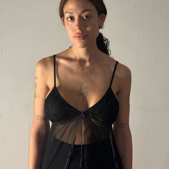 Slip black sheer!! - Picture 3 of 14